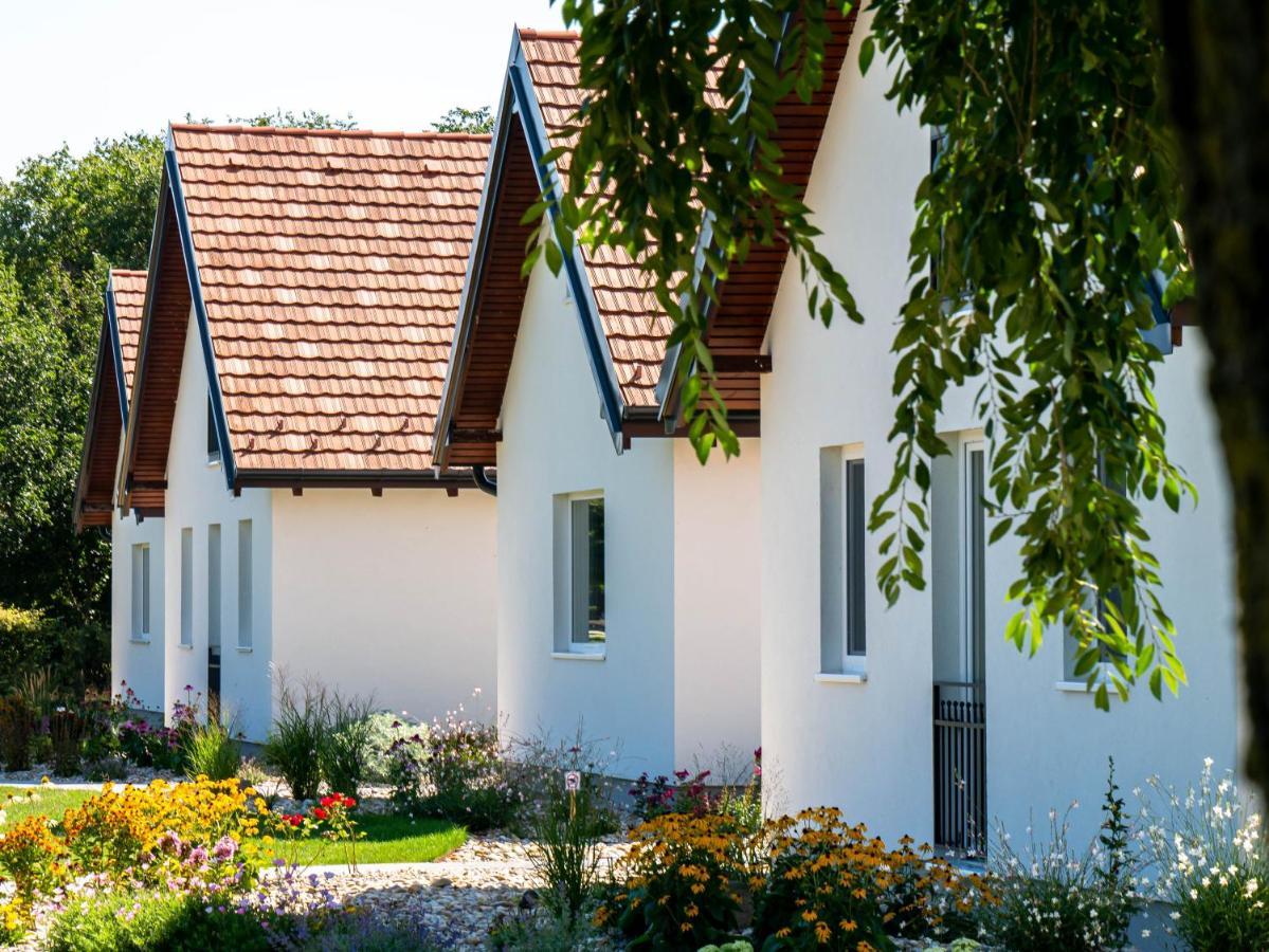 Ugo Apartman Halászi Exterior foto