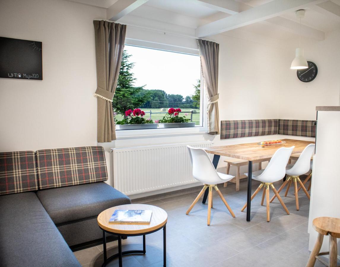 Ugo Apartman Halászi Exterior foto
