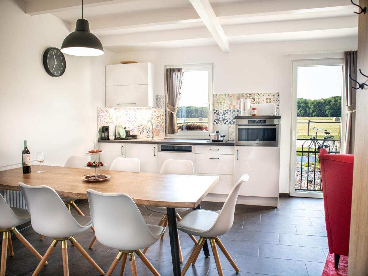 Ugo Apartman Halászi Exterior foto