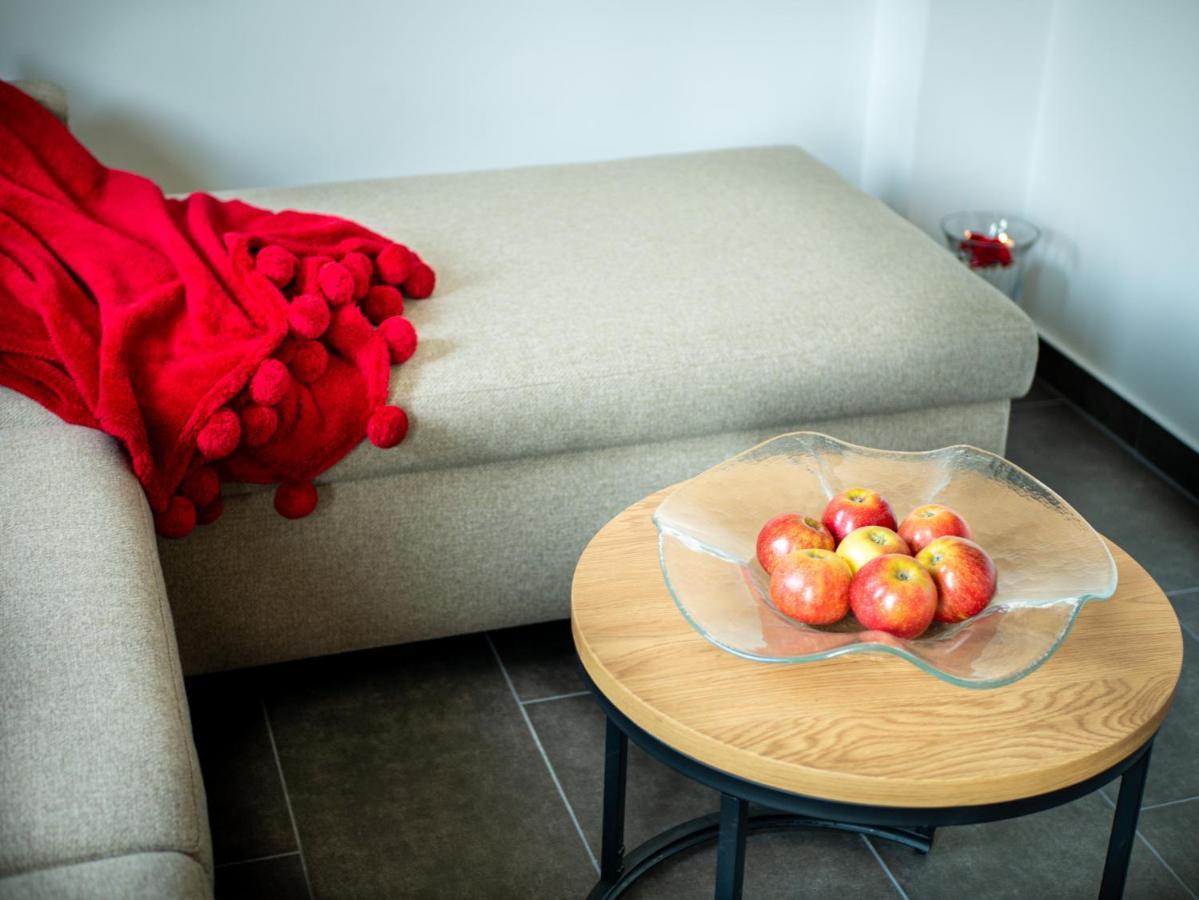 Ugo Apartman Halászi Exterior foto